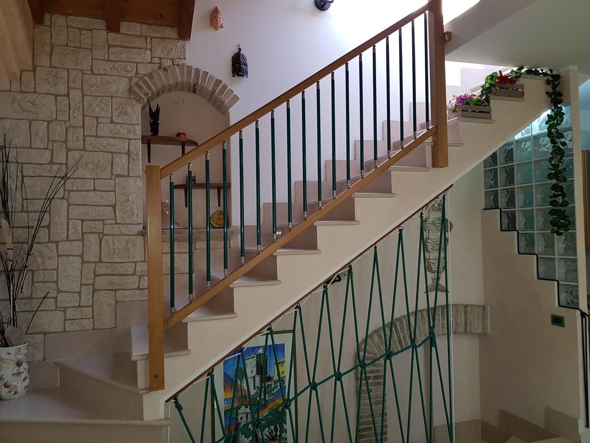فيلا Residenza Borgo Antico تيرمولي المظهر الخارجي الصورة
