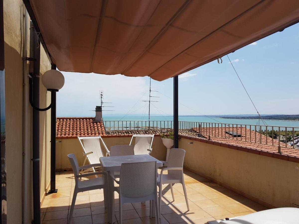 فيلا Residenza Borgo Antico تيرمولي المظهر الخارجي الصورة